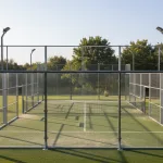 découvrez quelle surface minimum prévoir pour un terrain de padel afin d'optimiser votre espace de jeu et respecter les normes officielles.